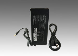 Fuente de Poder 110 VAC a 12 VDC, 5Amp. Conector DC 2.5 mm.